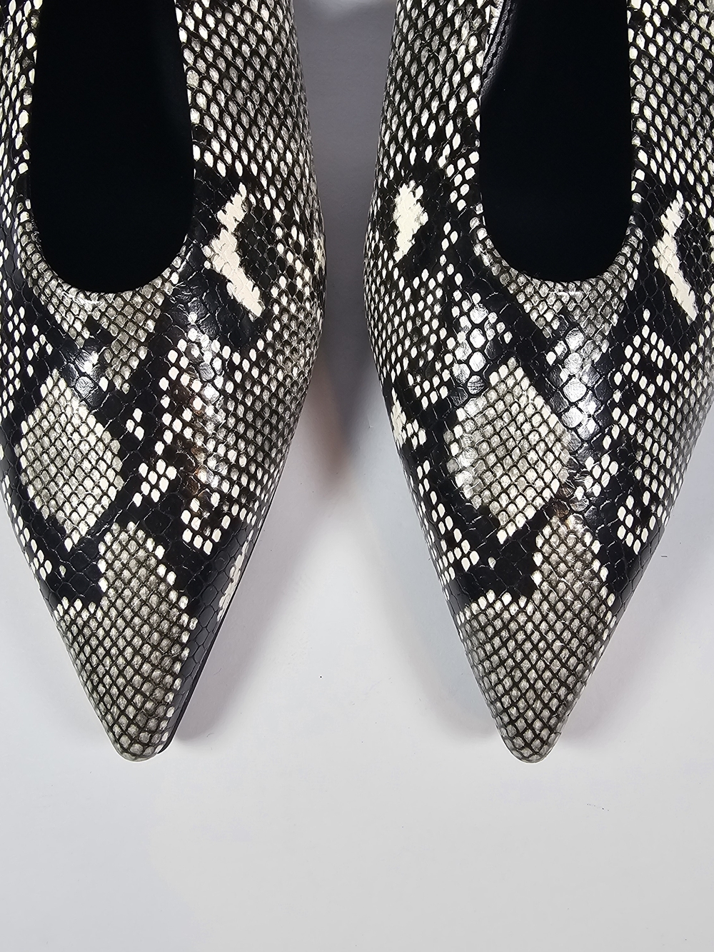 A New Day Samantha Slingback Kitten Heels 8.5 Snakeskin Pointed Toe NWT